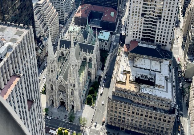 St. Patricks Cathedral vanaf 'Top of the Rock'