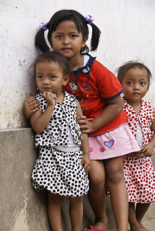 Kinderen in en kampong