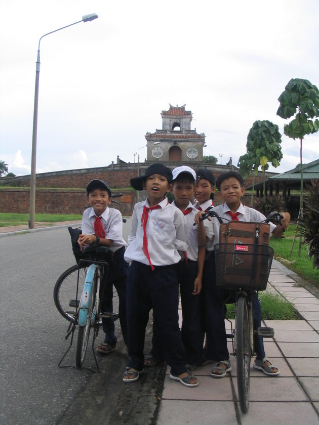 schoolkinderen van Hue