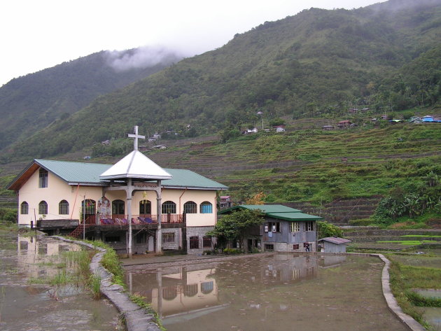Kerk in de rijstterrassen