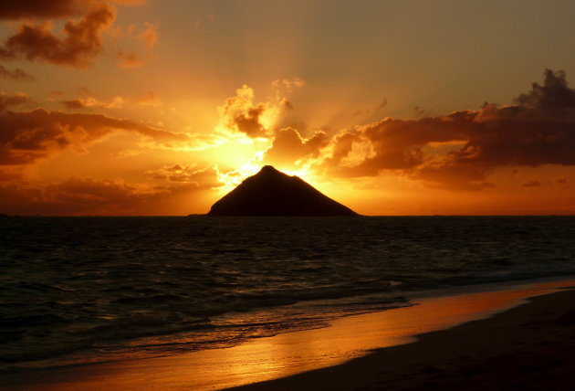 Sunrise Lanikai Beach