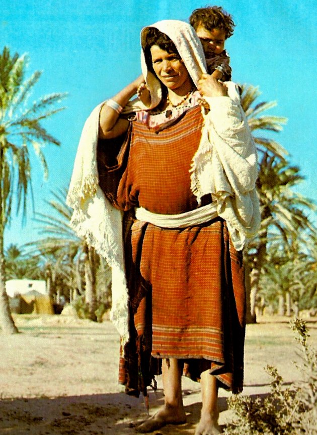 Bedouinevrouw met kind