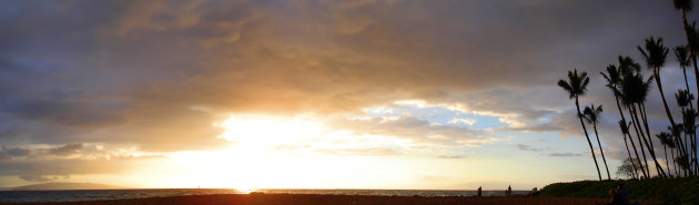 PANORAMA - Maui Sunset