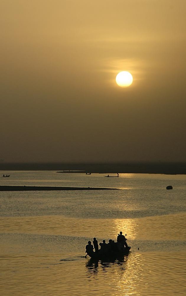 zonsondergang op de Niger
