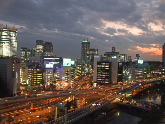 Tokyo by night