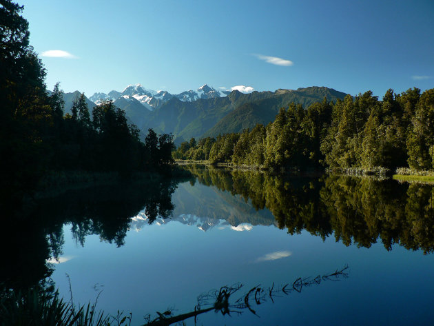 Picture-perfect Lake Matheson