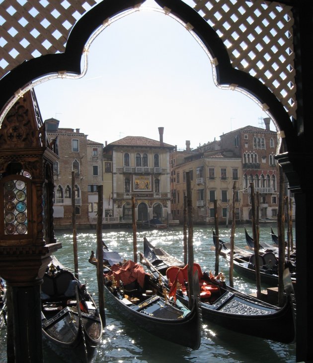 Venetiaans doorkijkje
