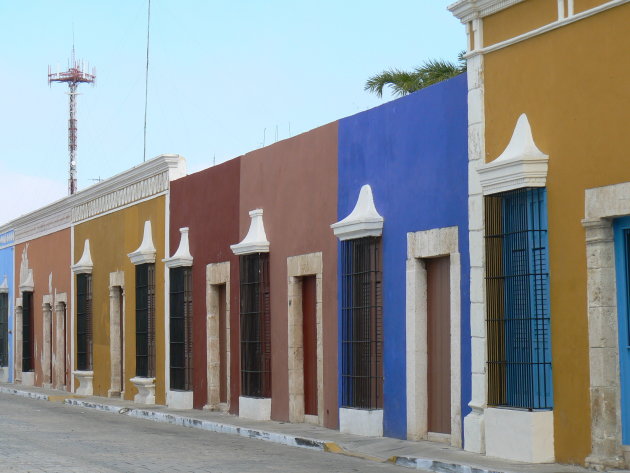 Kleurrijk straatje in Campeche