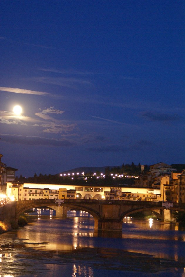 Nachtelijke Ponte Vecchio
