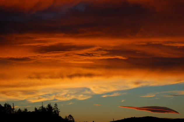 Sunset UFO