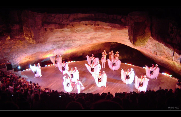 folklore show
