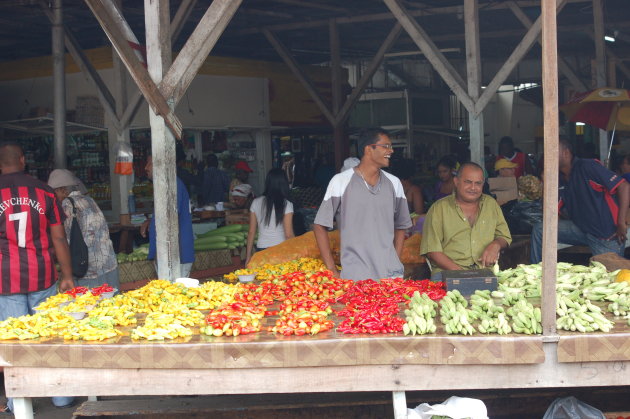 markt in Paramaribo