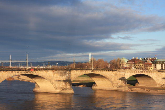 Dresden, burg over de Elbe