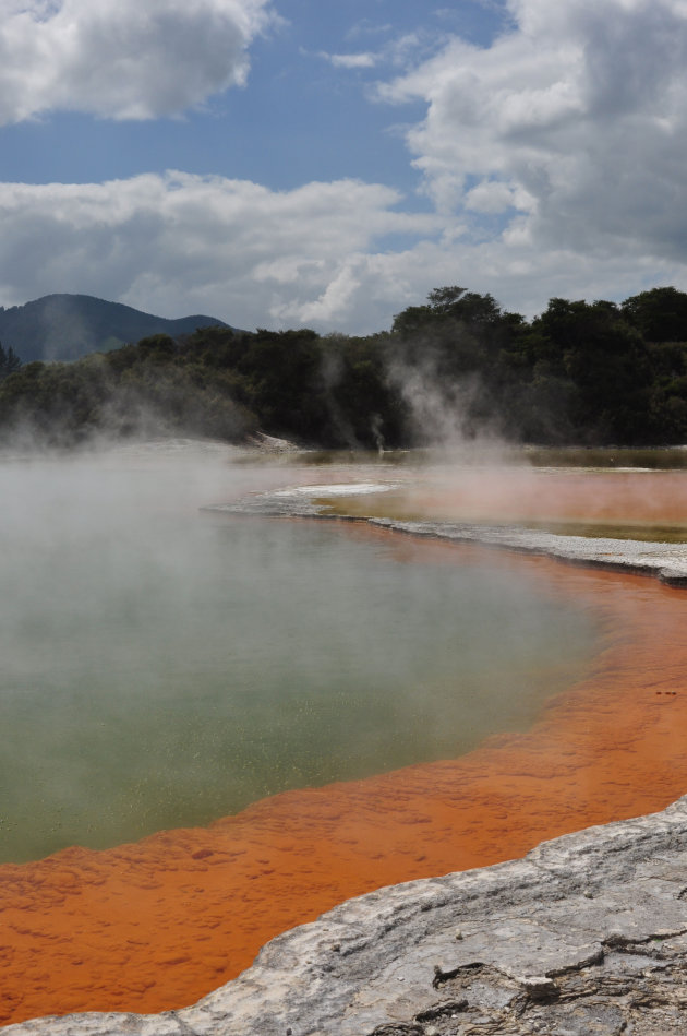 Champagne Pool