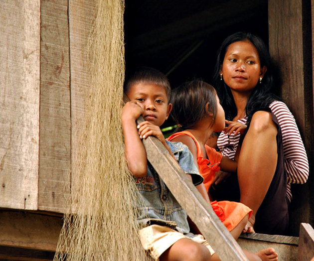 khmer loeu family