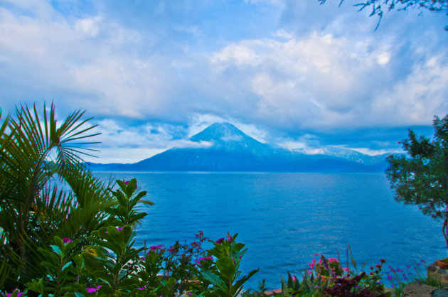 Vulkaan les tres Ojos bij Lago Atitlan