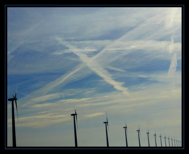 Chemtrails of Contrails
