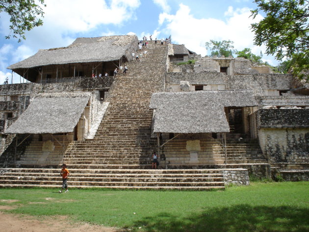 Maya tempel in Ek Balam.
