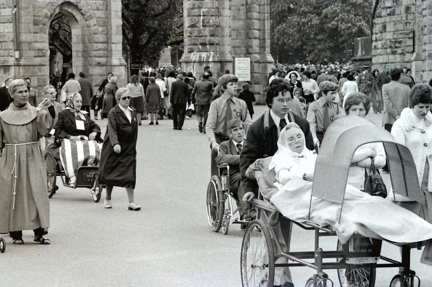 Foto van bedrijvigheid in Lourdes