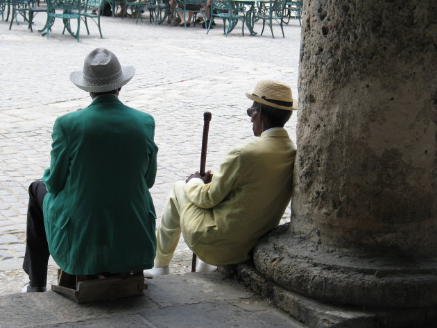 Mannen op een stoepje, Havana