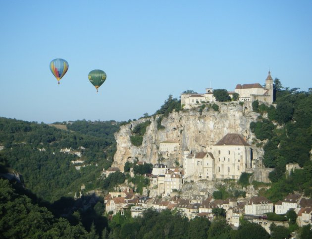 luchtballonen bij Rocamadour