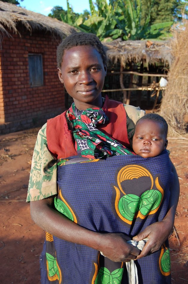 Moeder met kind in Malawi