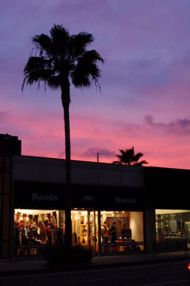 sunset op rodeo drive