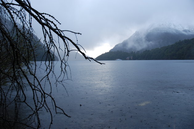 Regen in Nationaal Park Nahuel Hapi