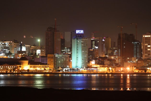 Luand sky-line Luanda (Bank of Angola)
