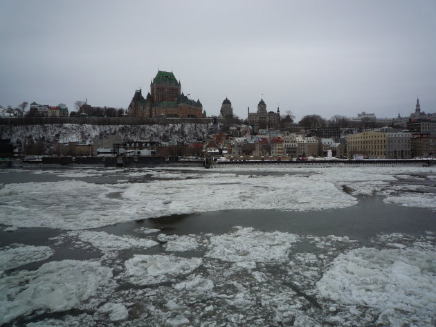 Met de veerpont over de Saint Lawrence River, Quebec