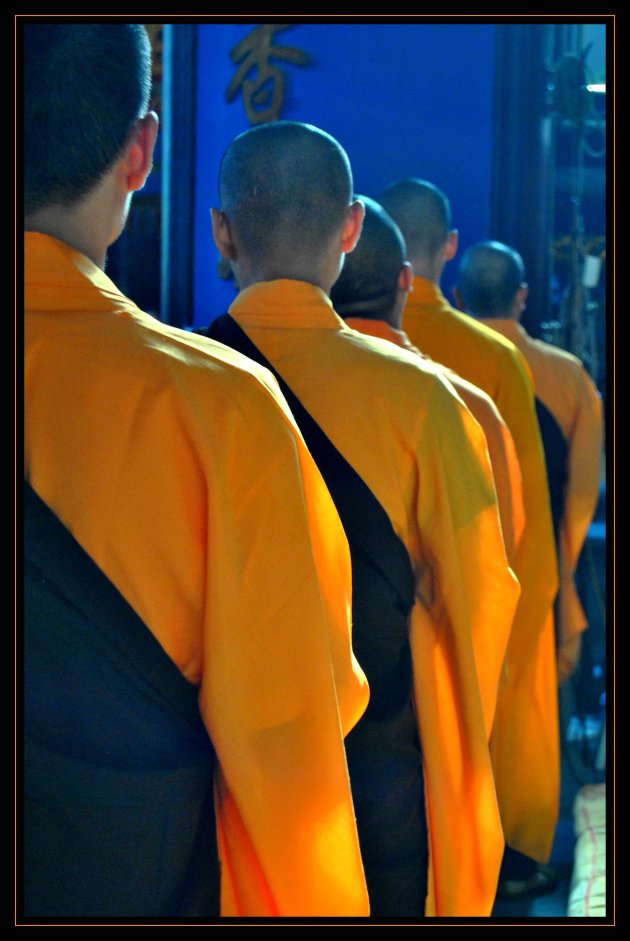 Lingyin Monks