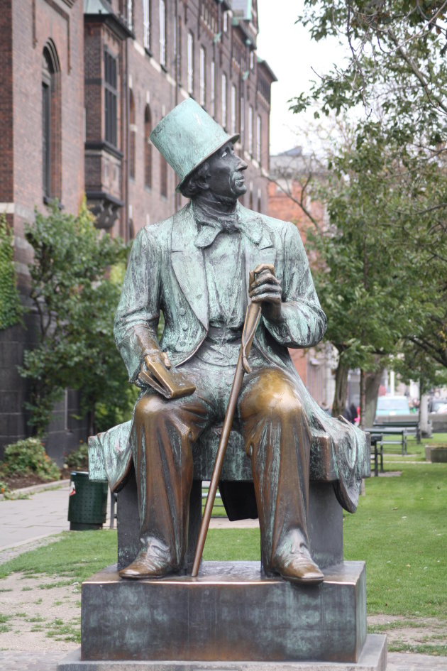 Standbeeld van Hans Christian Andersen