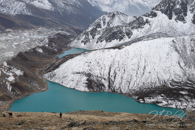 Gokyo Lake net na zonsondergang