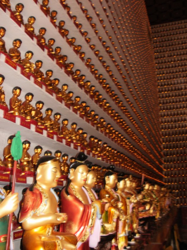 Ten Thousand Buddha Monastery