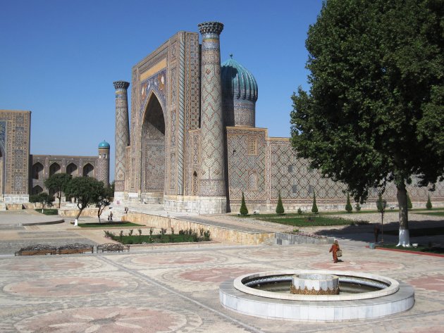 Oostelijke gedeelte van het Registan in Samarkand