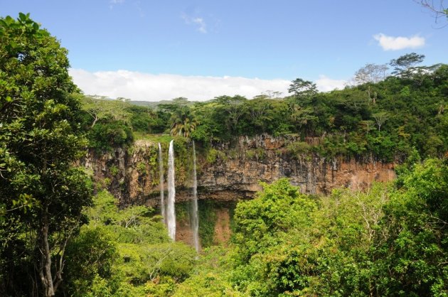 Cascade Chamarel