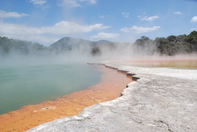 Champagne Pool