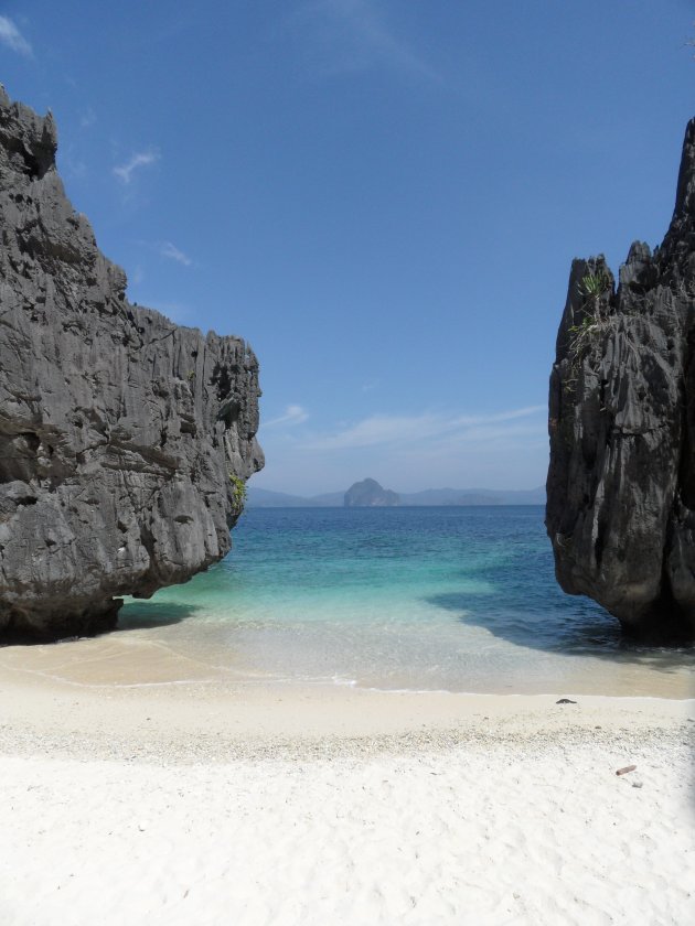 El Nido - Umbrella beach