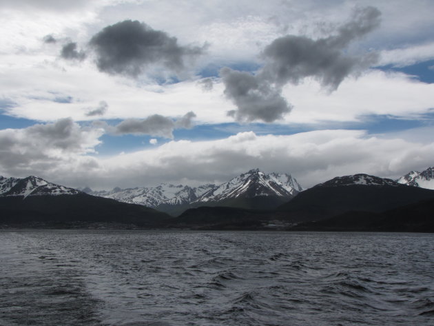 Ushuaia vanaf het Beagle Channel