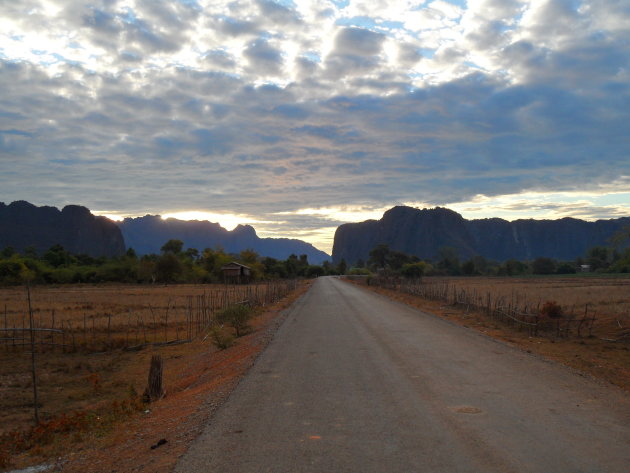 Road at Konglor cave