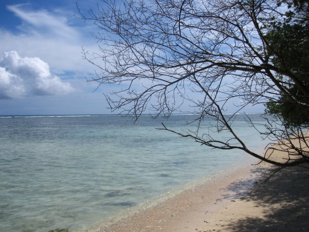 Zon, zee en heerlijk stand op de Gili Islands