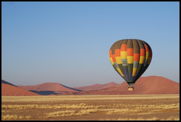 Sportief per ballon over de Sossusvlei