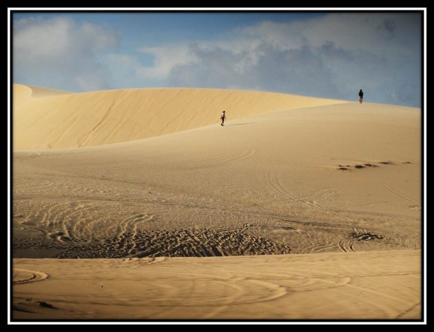 De witte zandduinen nabij Mui Ne