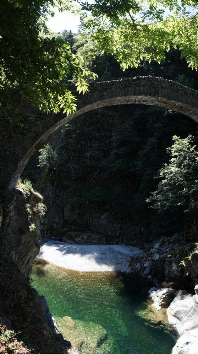 Römische Brücke Intragna, Ticino