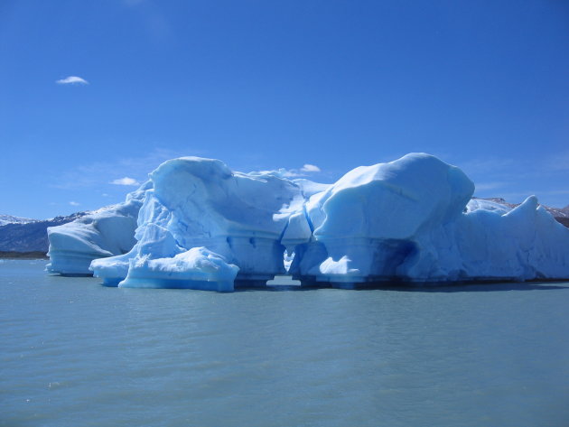 IJsbergje op het Lago Argentino