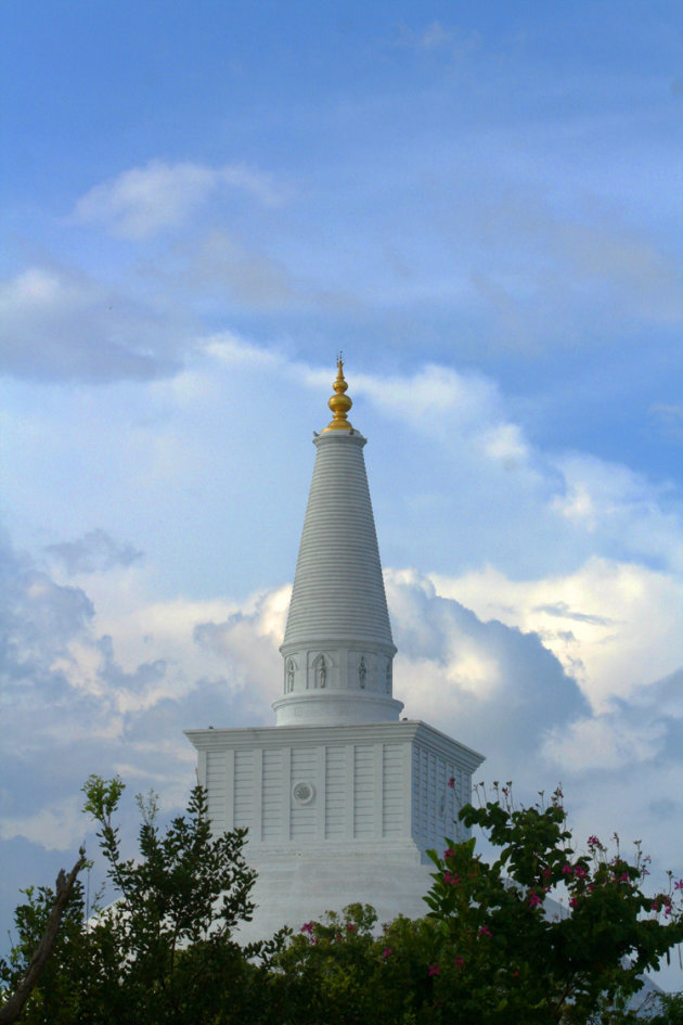 Ruwanweli Seya Stupa