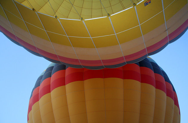 Twee ballonnen staan klaar