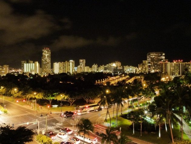 Waikiki Beach - Oahu, Hawaii 