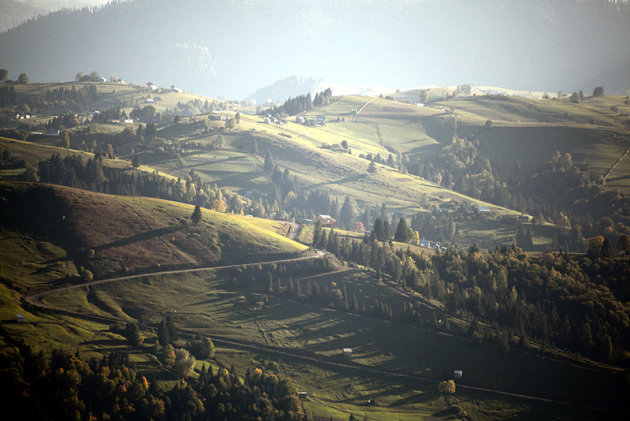 way to the mountain village