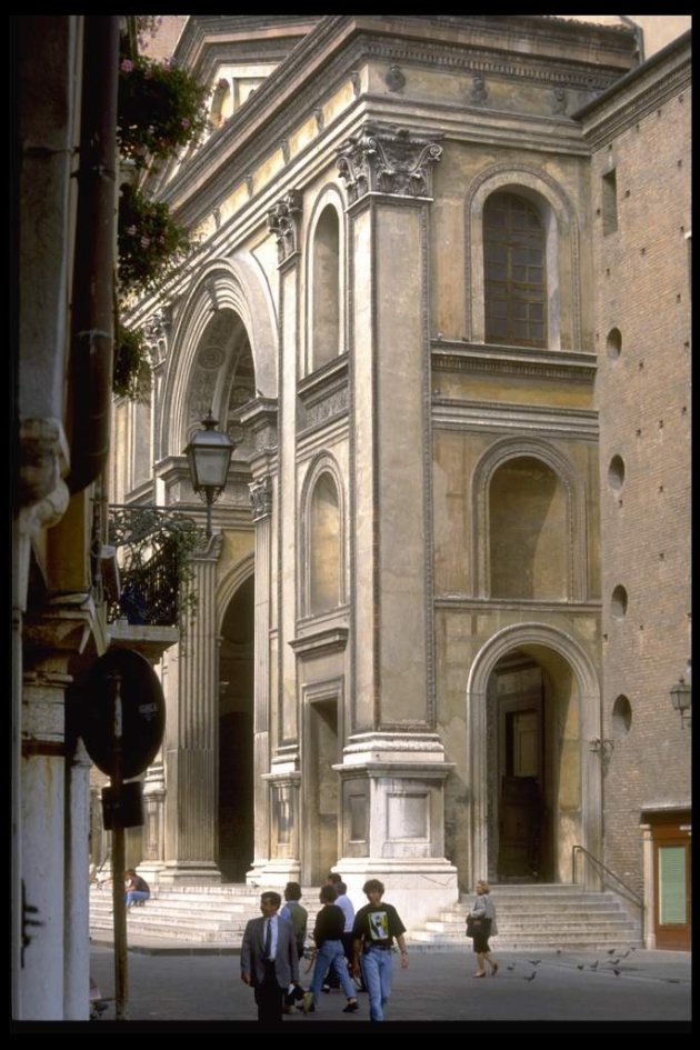 Kerk iin Mantova